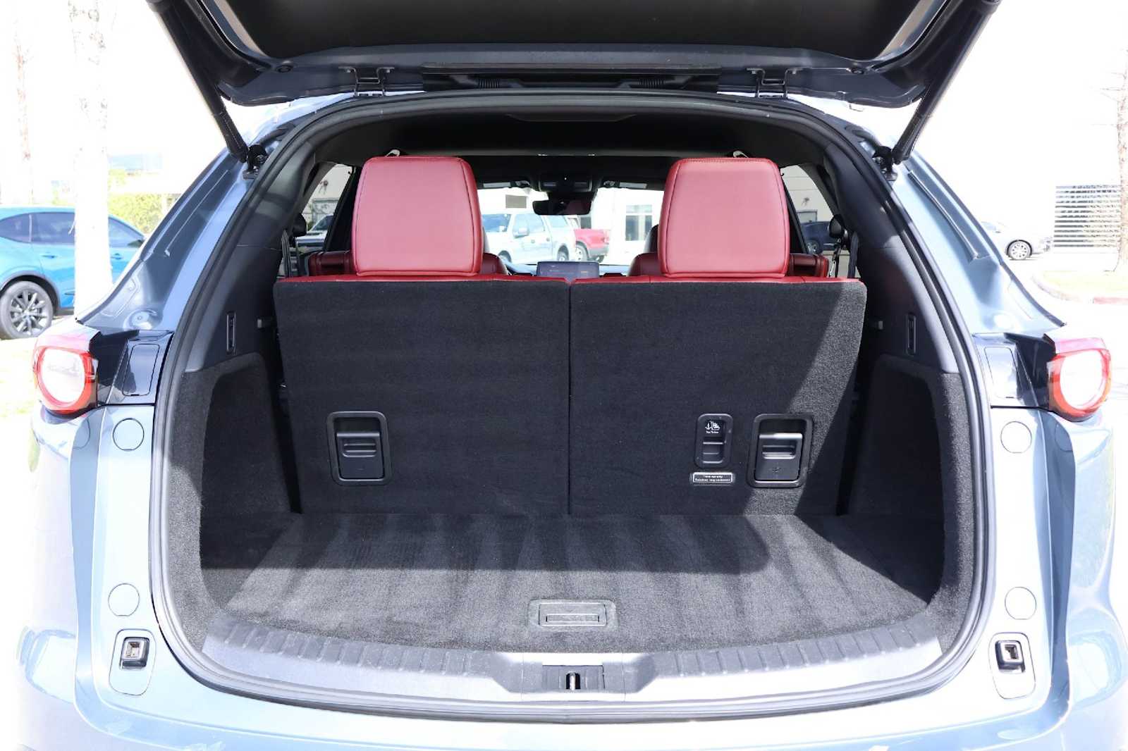 Thumbnail: 2023 Mazda CX-9 - 19