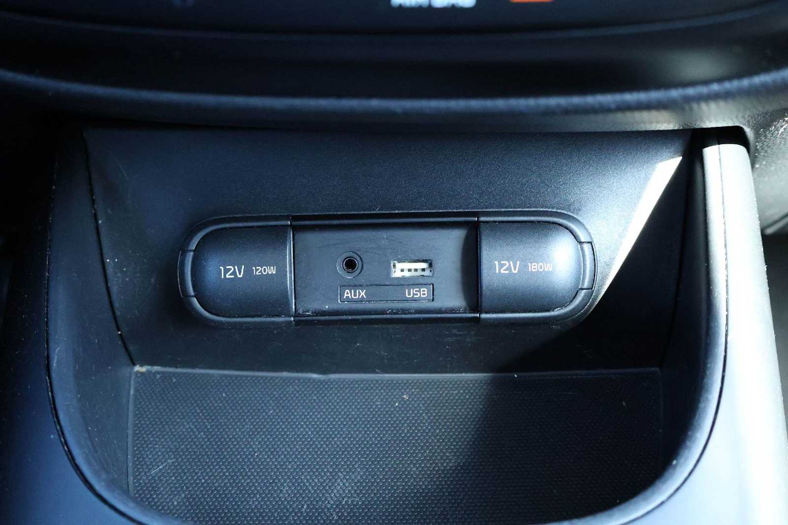 Thumbnail: 2017 Kia Soul - 26