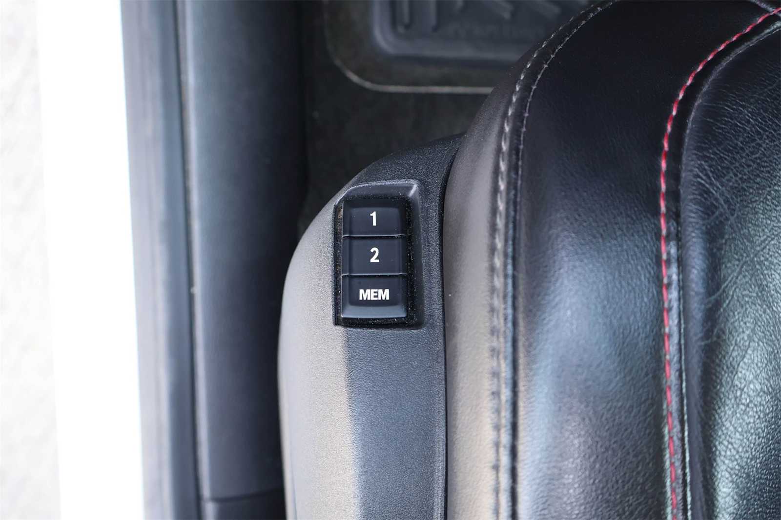 Thumbnail: 2015 Chevrolet Equinox - 25