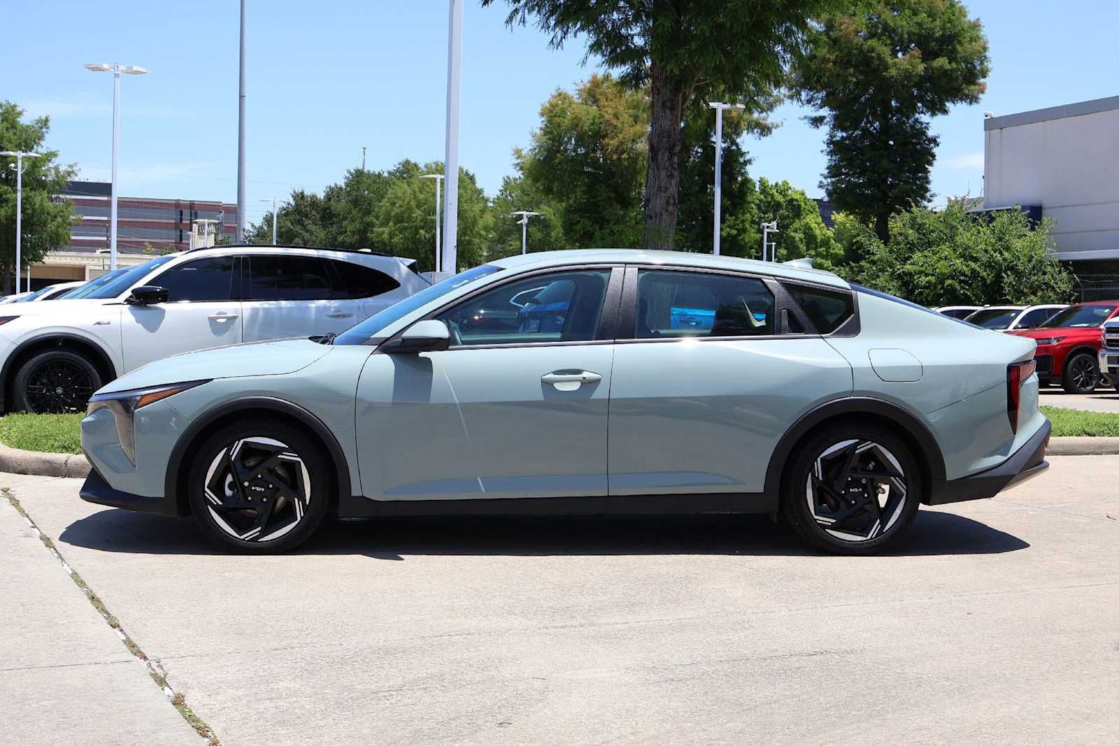 Thumbnail: 2025 Kia K4 - 3