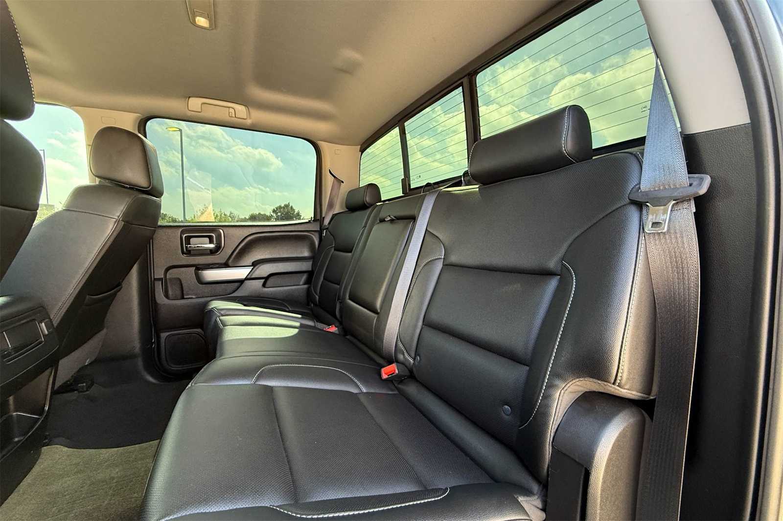 Thumbnail: 2017 Chevrolet Silverado 2500 - 13