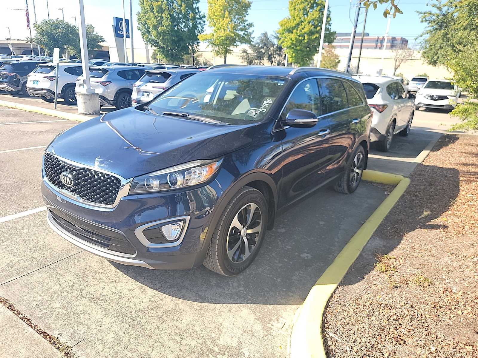 Thumbnail: 2018 Kia Sorento - 1
