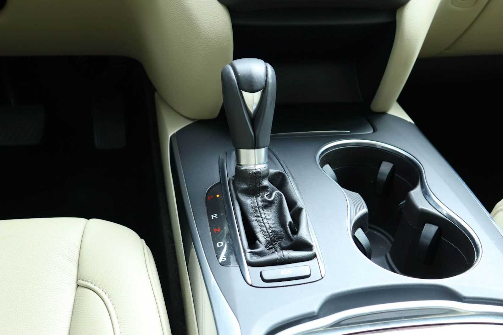 Thumbnail: 2015 Acura MDX - 17