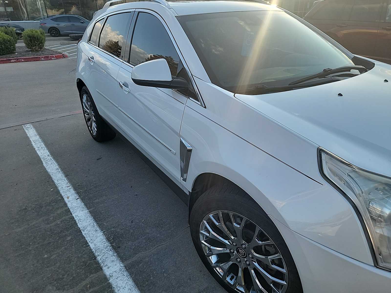 Thumbnail: 2015 Cadillac SRX - 4