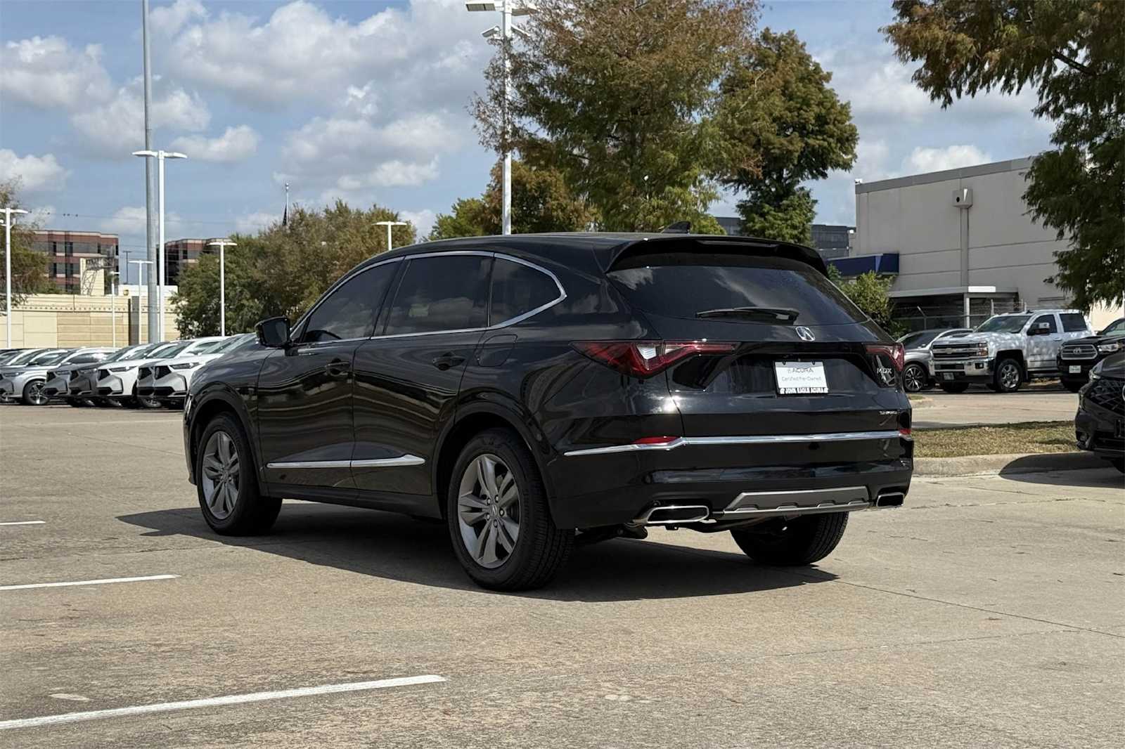 Thumbnail: 2025 Acura MDX - 4