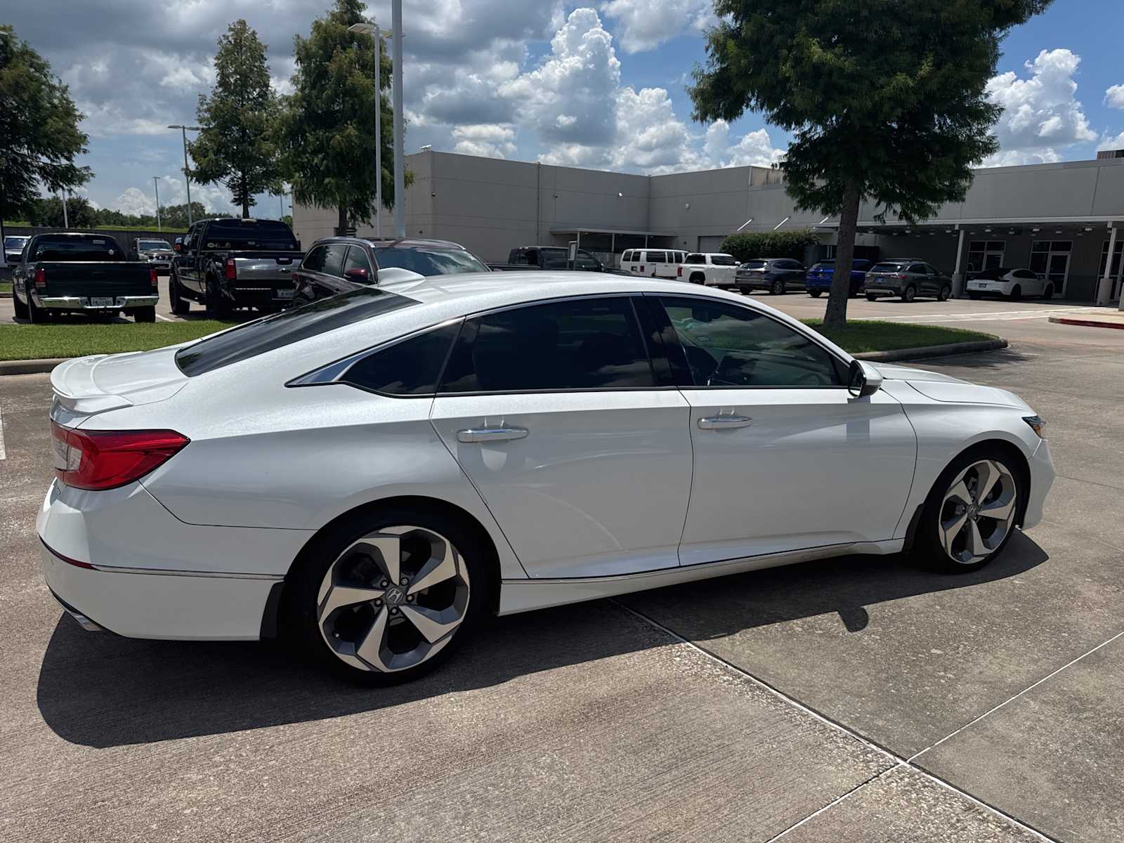 Thumbnail: 2020 Honda Accord - 4