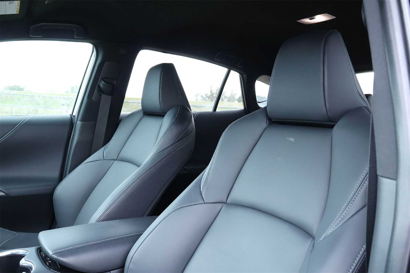 Thumbnail: 2024 Toyota Venza - 11