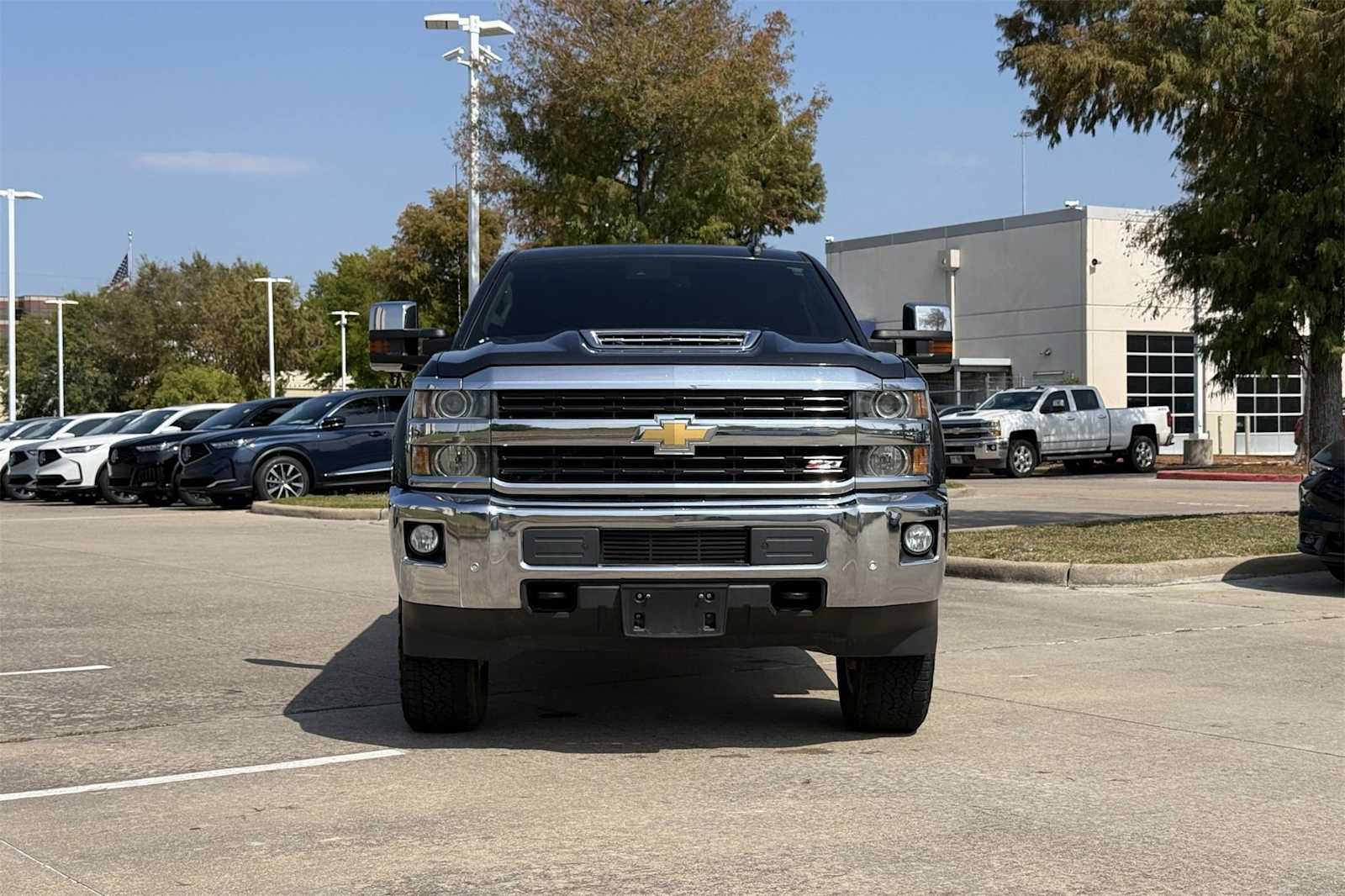 Thumbnail: 2017 Chevrolet Silverado 2500 - 6