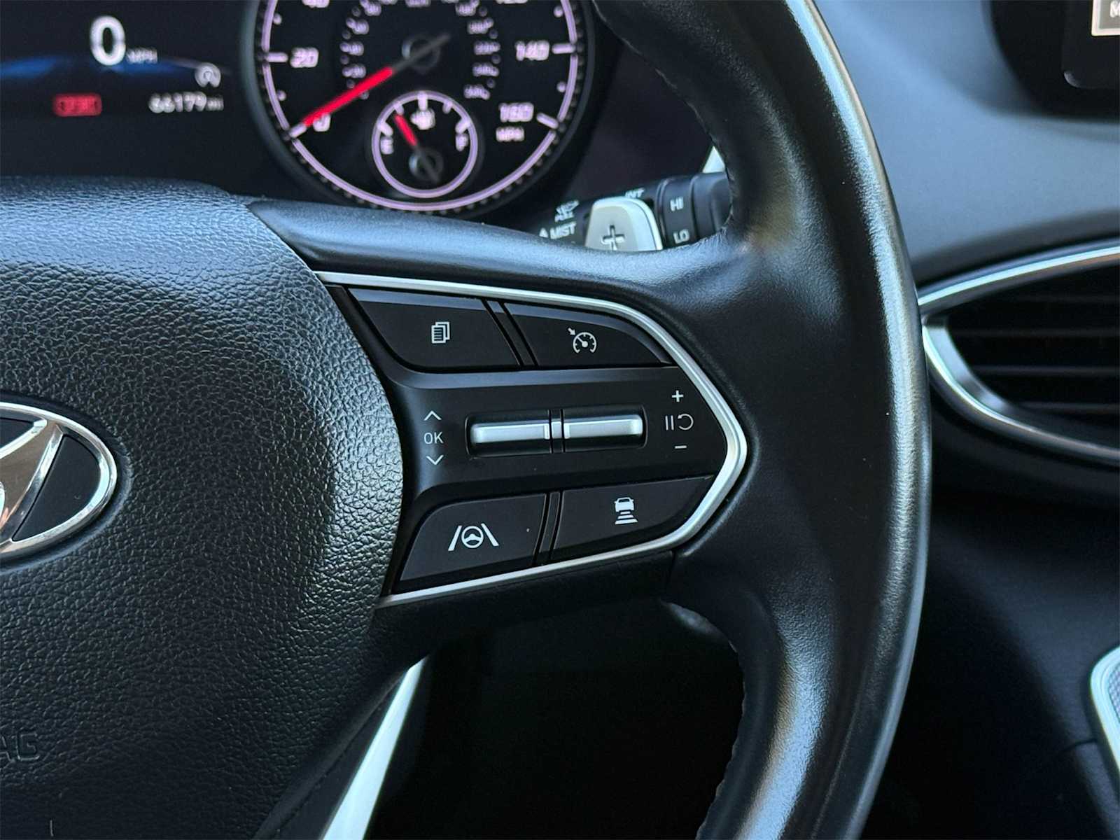 Thumbnail: 2023 Hyundai Santa Fe - 23