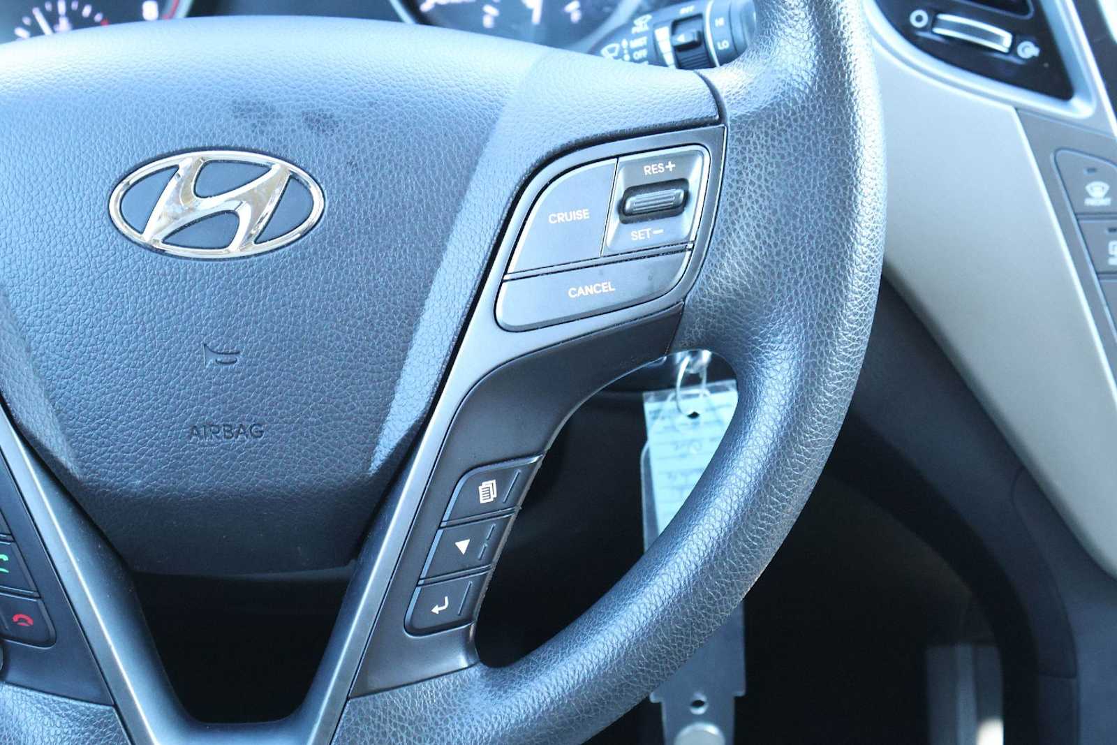 Thumbnail: 2017 Hyundai Santa Fe - 23