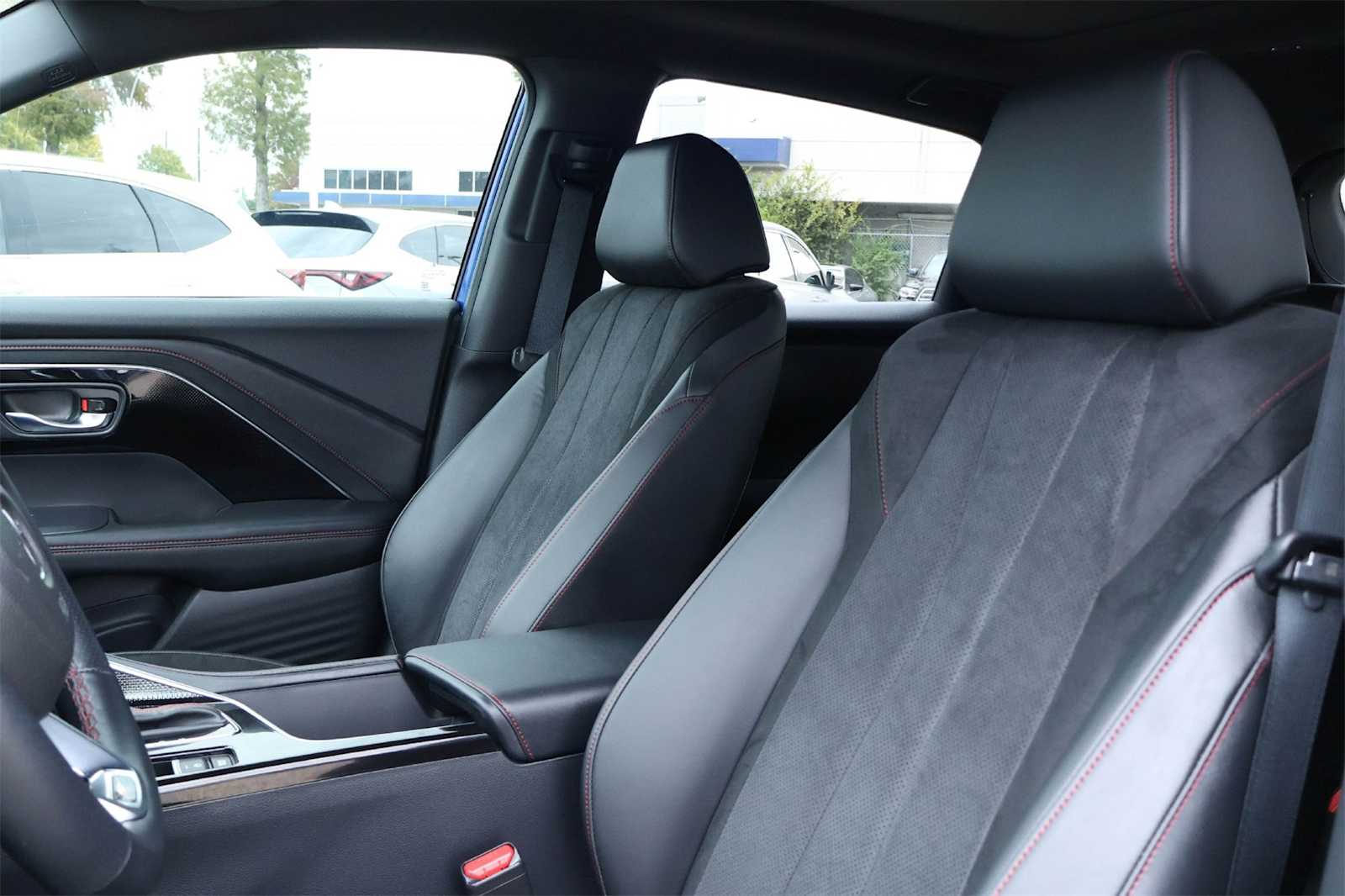 Thumbnail: 2025 Acura ADX - 11