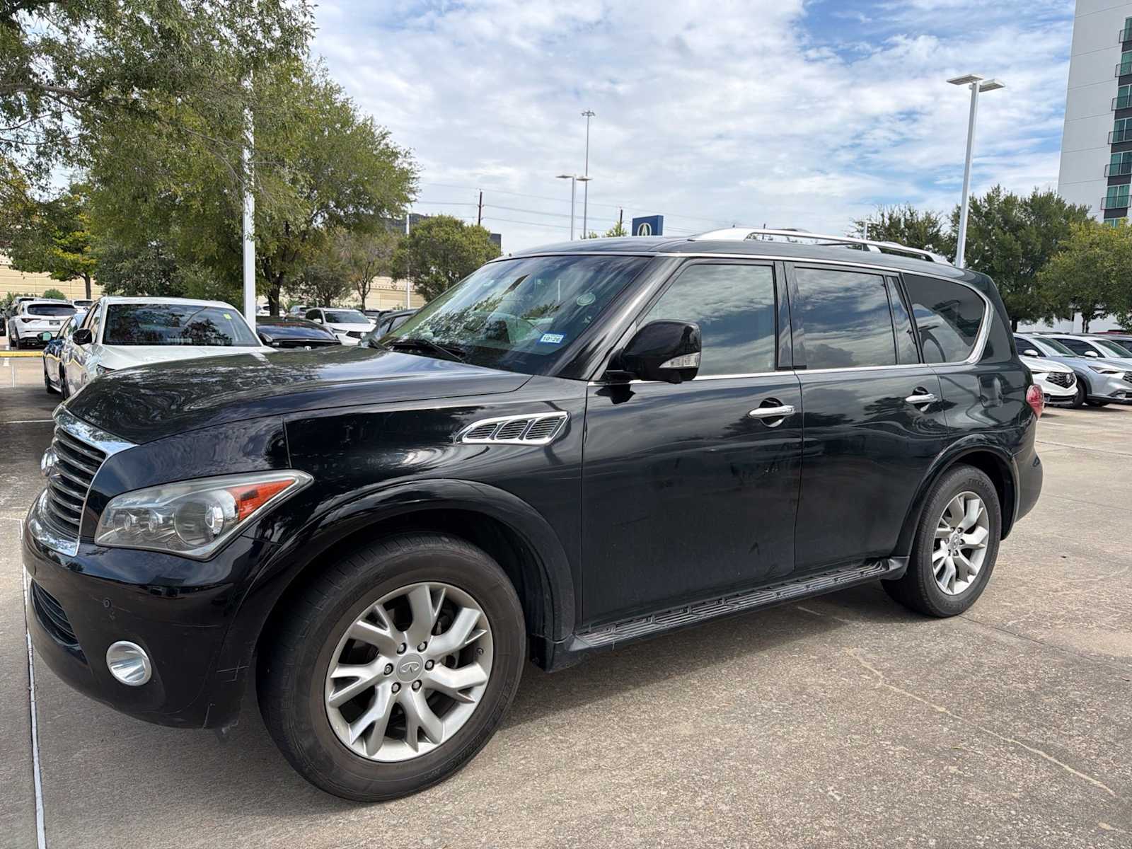 2013 INFINITI QX 56