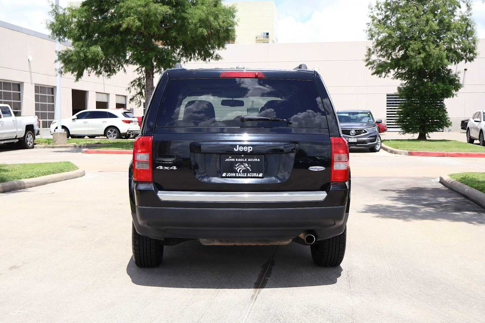 Thumbnail: 2016 Jeep Patriot - 5