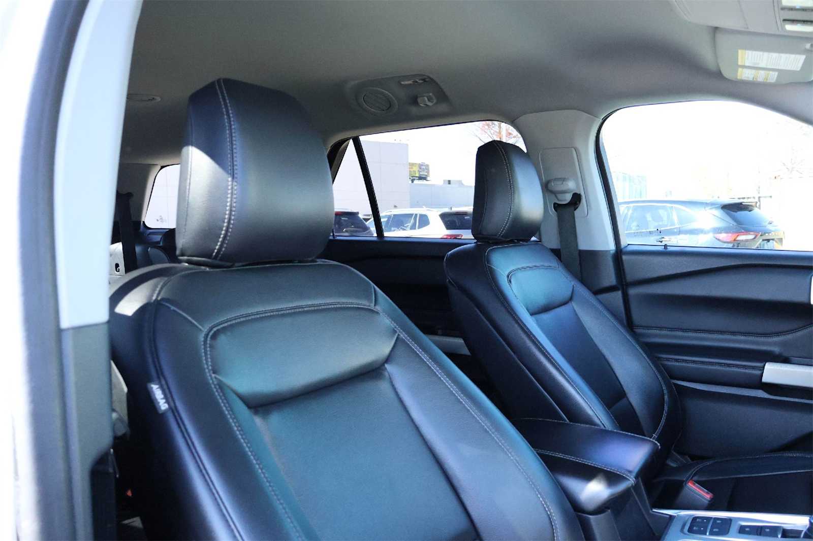 Thumbnail: 2020 Ford Explorer - 14