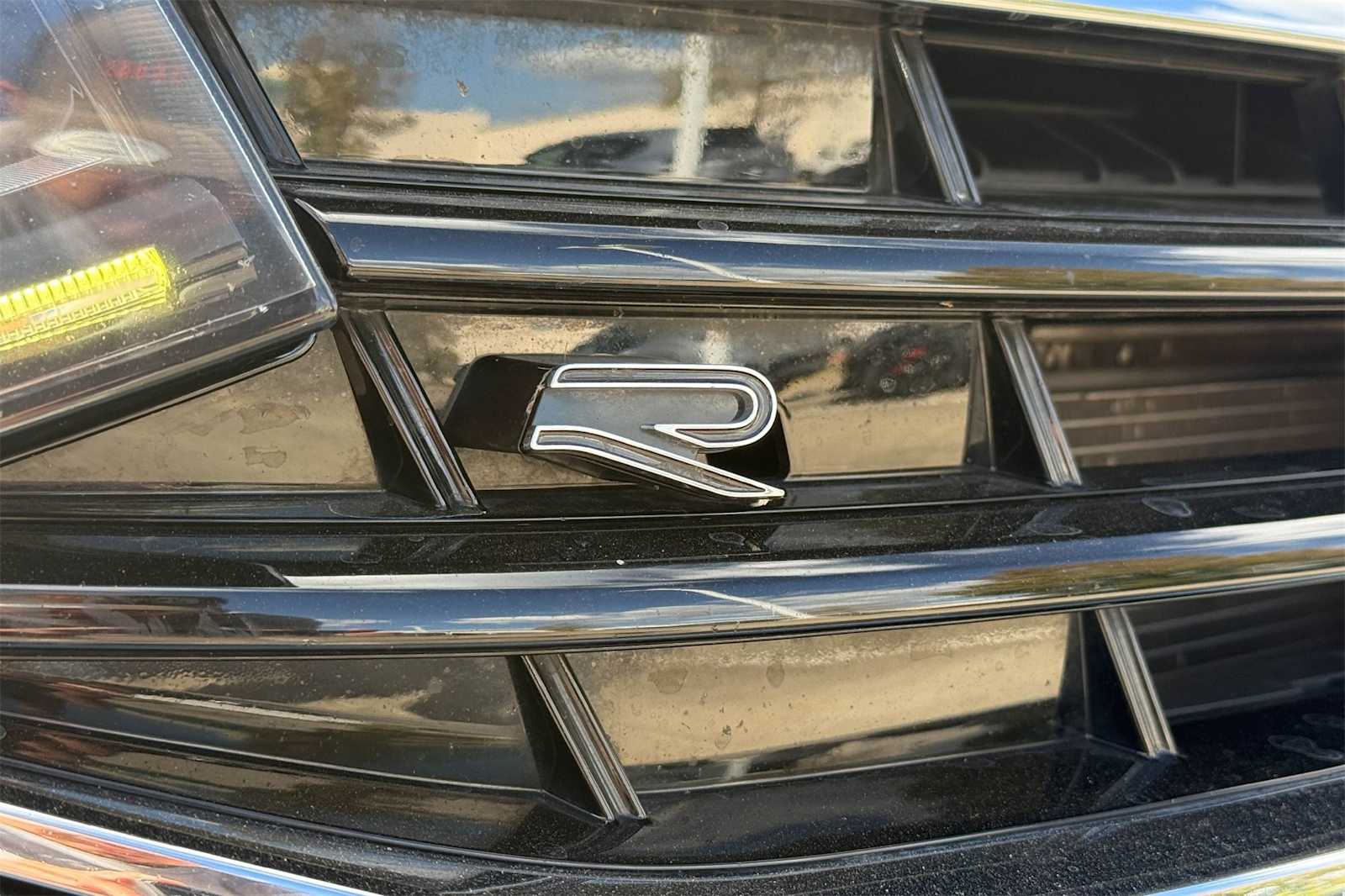 Thumbnail: 2022 Volkswagen Tiguan - 7