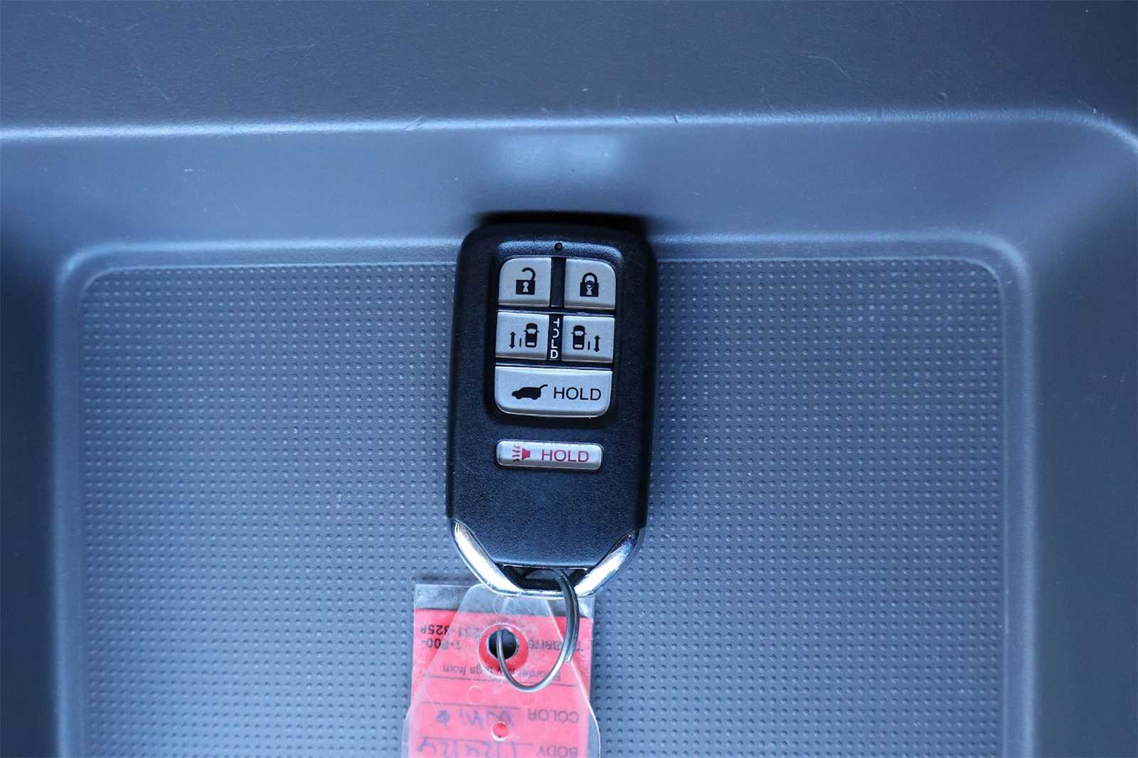 Thumbnail: 2016 Honda Odyssey - 20