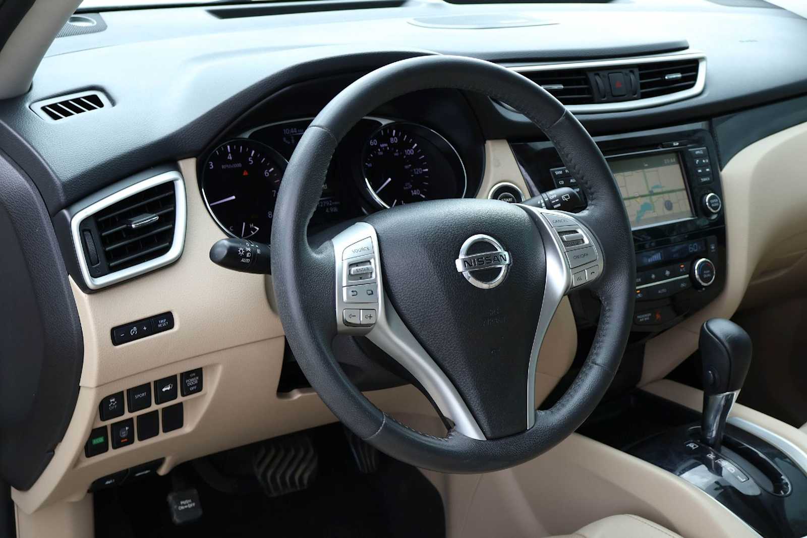 Thumbnail: 2016 Nissan Rogue - 2