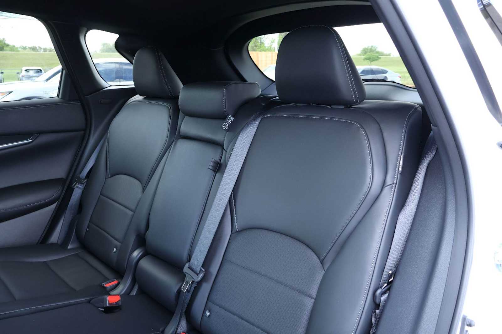 Thumbnail: 2025 INFINITI QX50 - 13