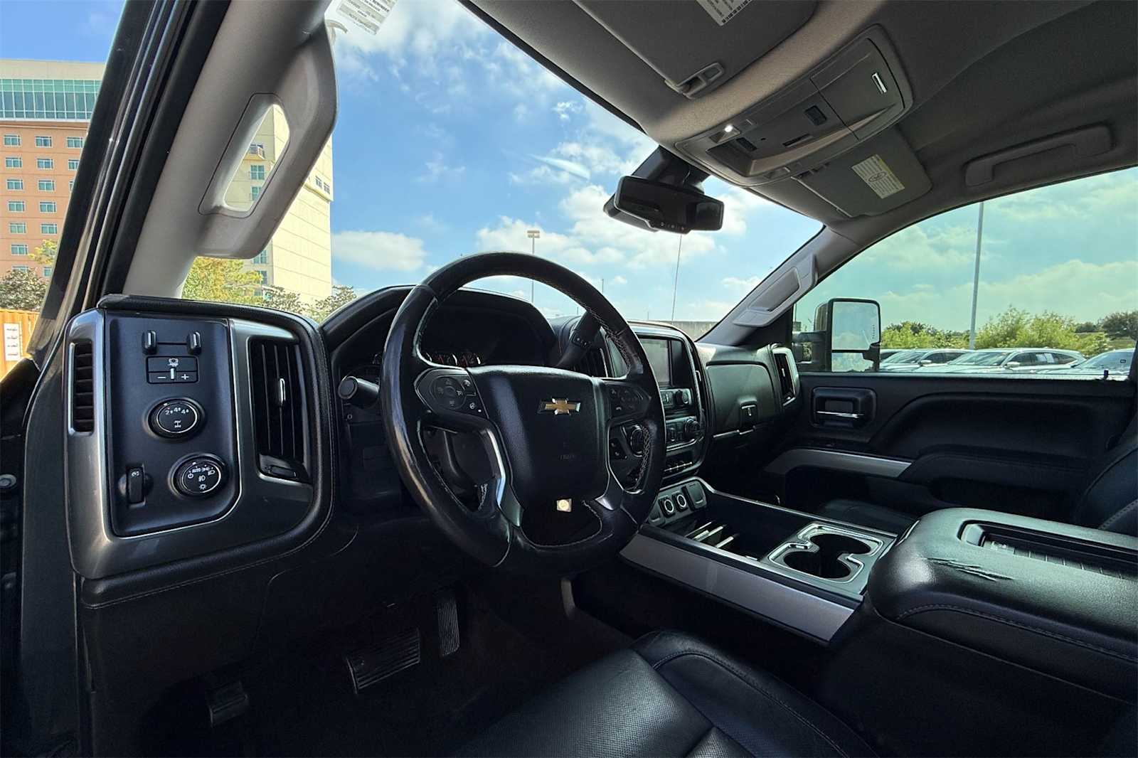 Thumbnail: 2017 Chevrolet Silverado 2500 - 2