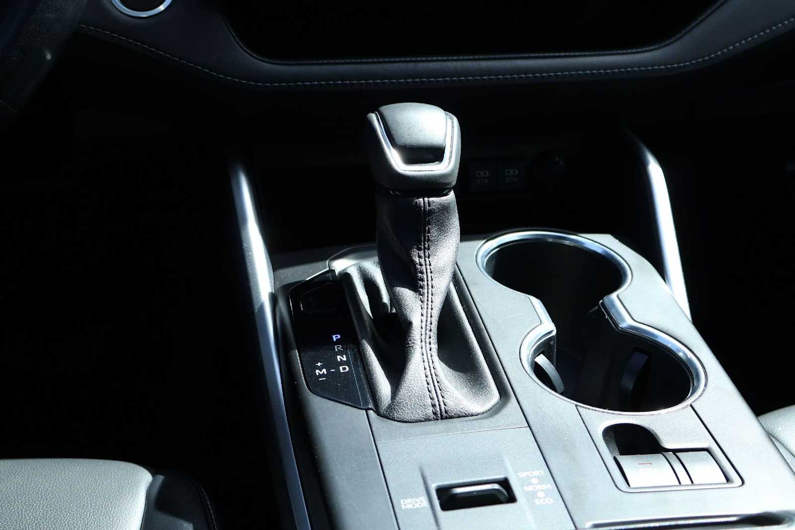 Thumbnail: 2021 Toyota Highlander - 17