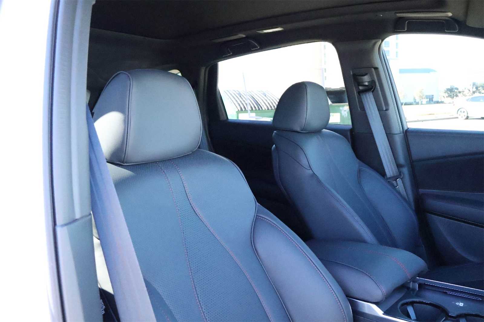 Thumbnail: 2026 Acura RDX - 14