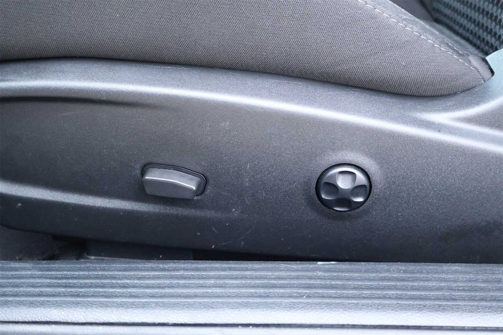 Thumbnail: 2021 Dodge Challenger - 23