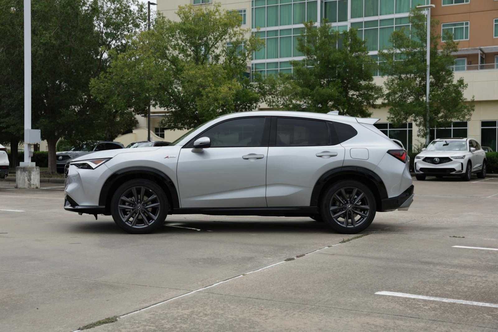 Thumbnail: 2025 Acura ADX - 4