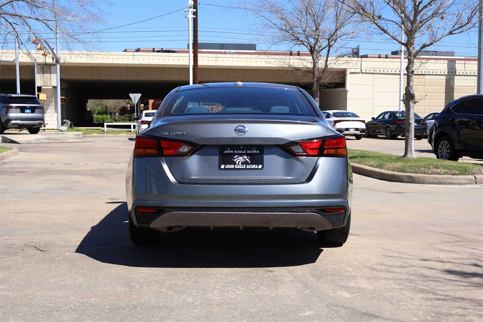 Thumbnail: 2020 Nissan Altima - 5