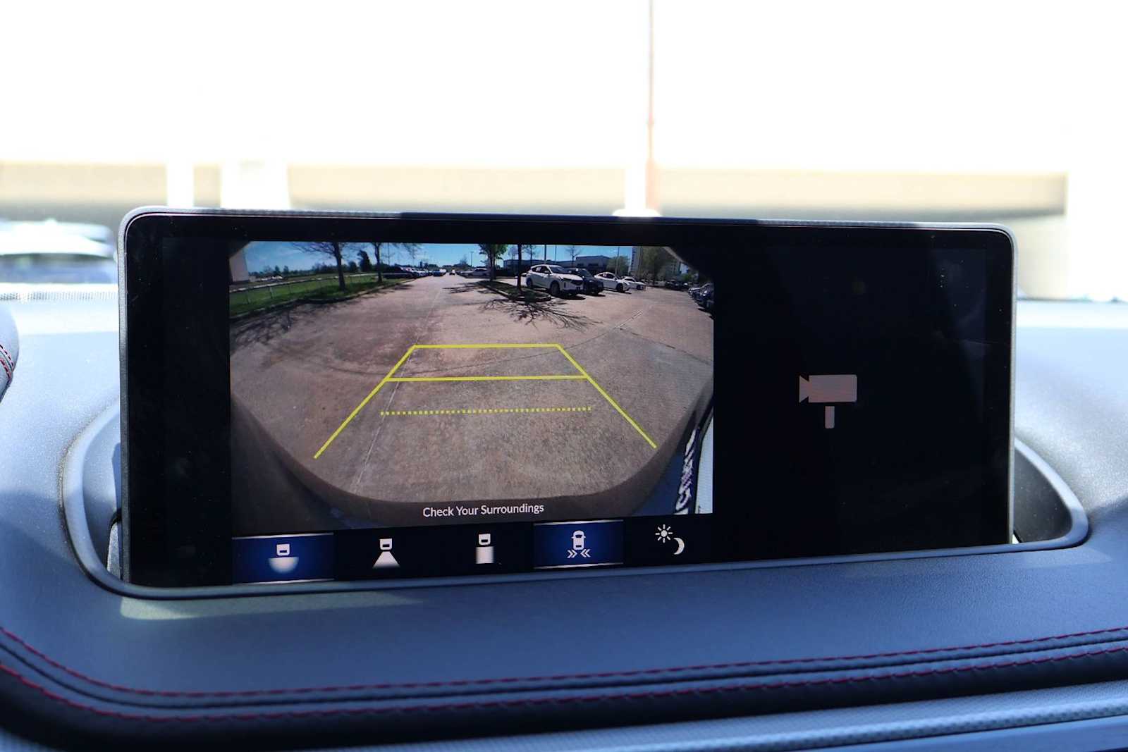 Thumbnail: 2023 Acura MDX - 27