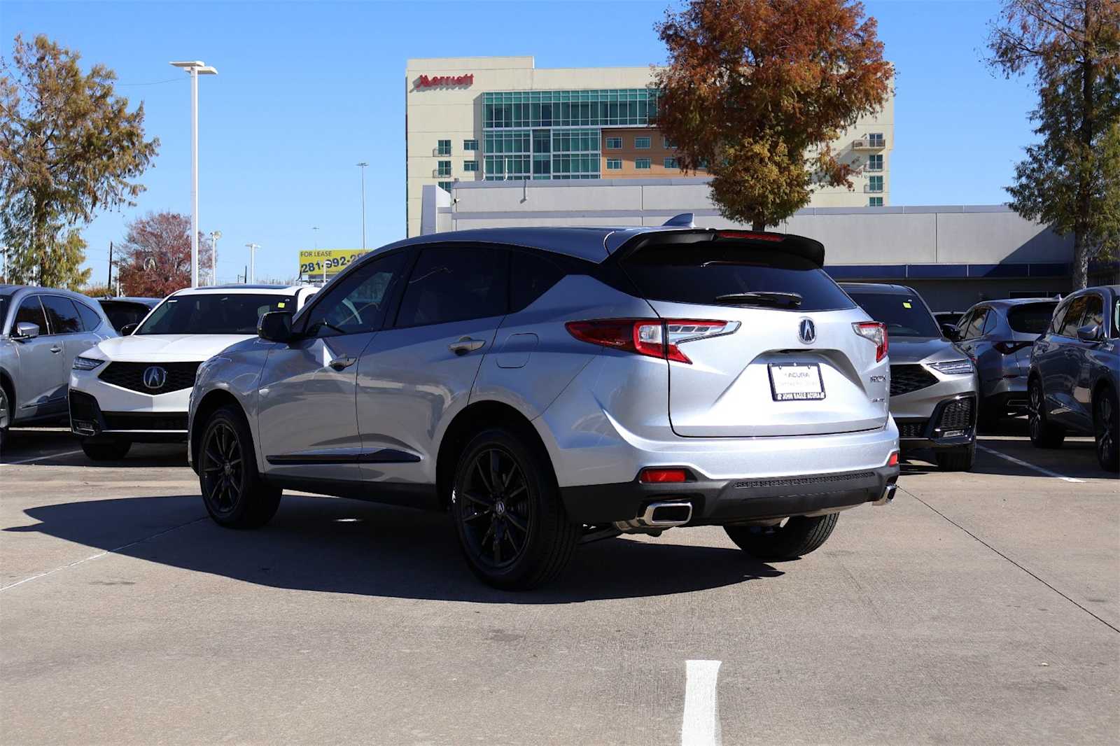 Thumbnail: 2025 Acura RDX - 4