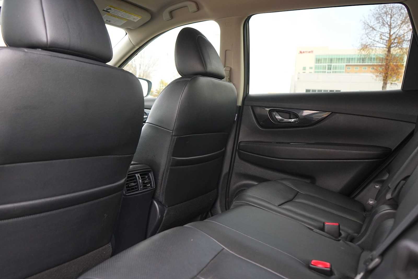 Thumbnail: 2019 Nissan Rogue - 13