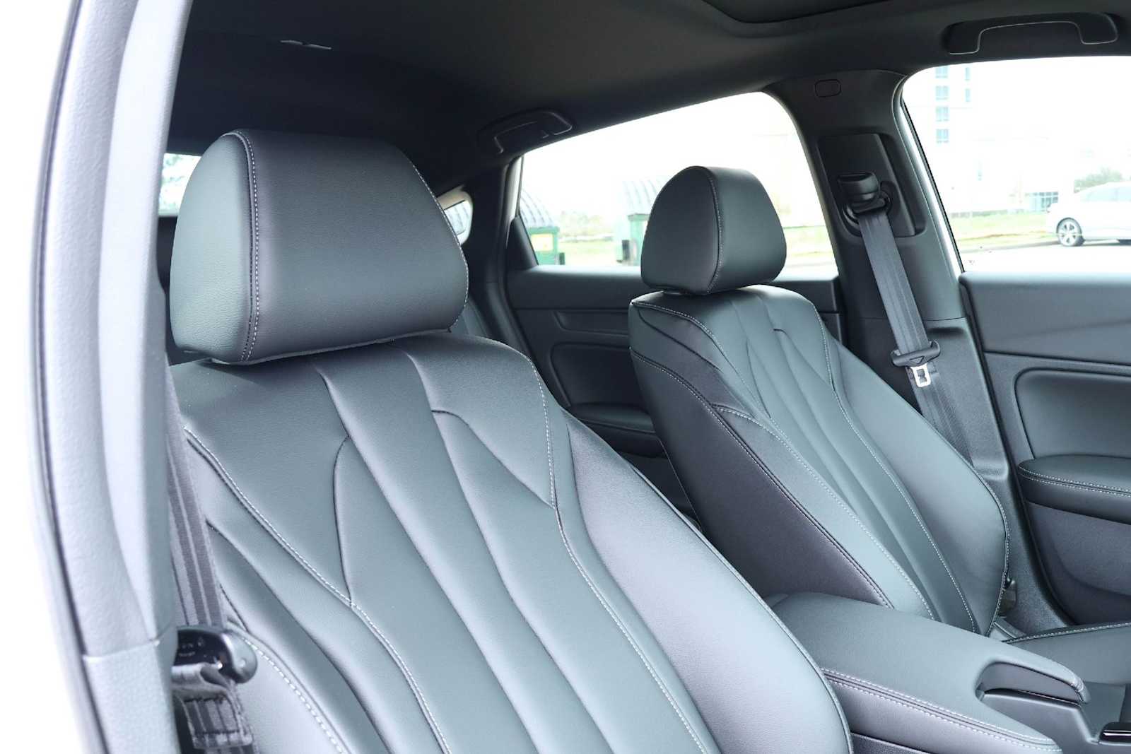 Thumbnail: 2026 Acura Integra - 14