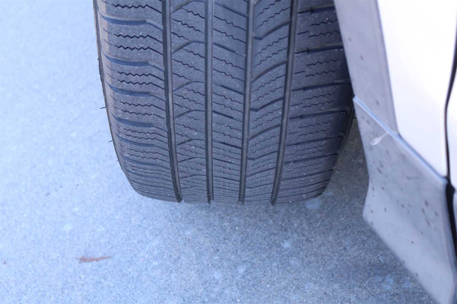 Thumbnail: 2015 Ford Escape - 30