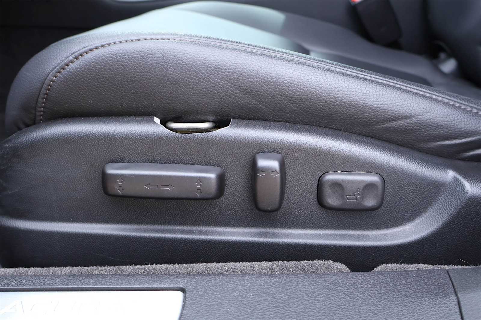 Thumbnail: 2015 Acura TLX - 24