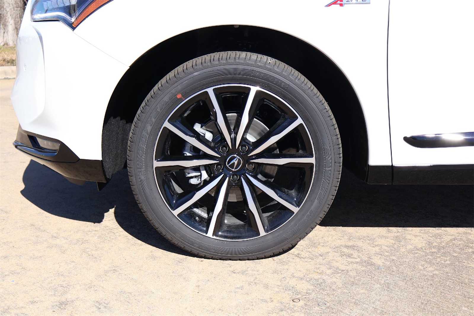 Thumbnail: 2026 Acura RDX - 8