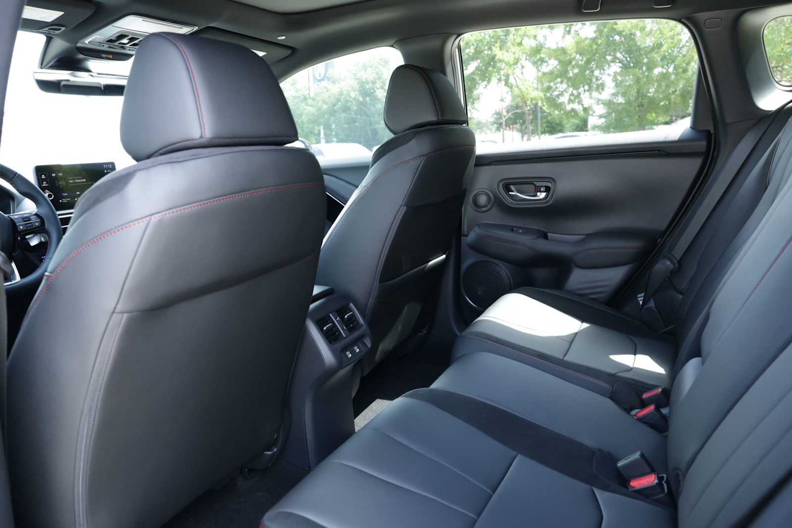 Thumbnail: 2025 Acura ADX - 12