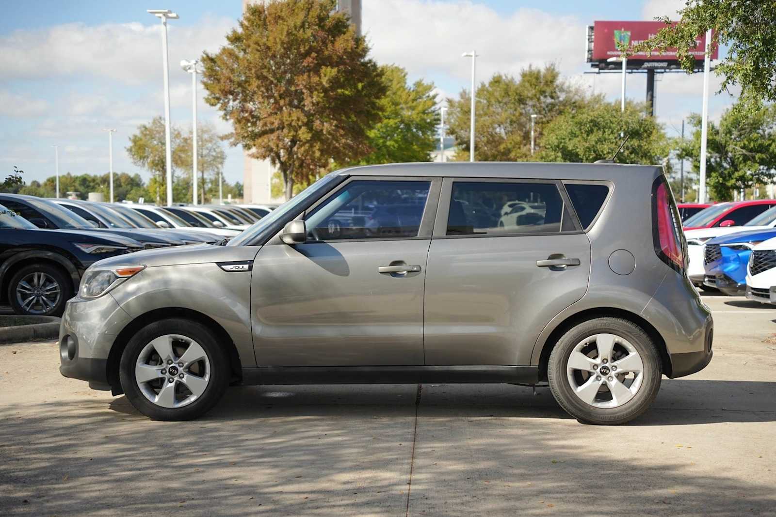 Thumbnail: 2017 Kia Soul - 3