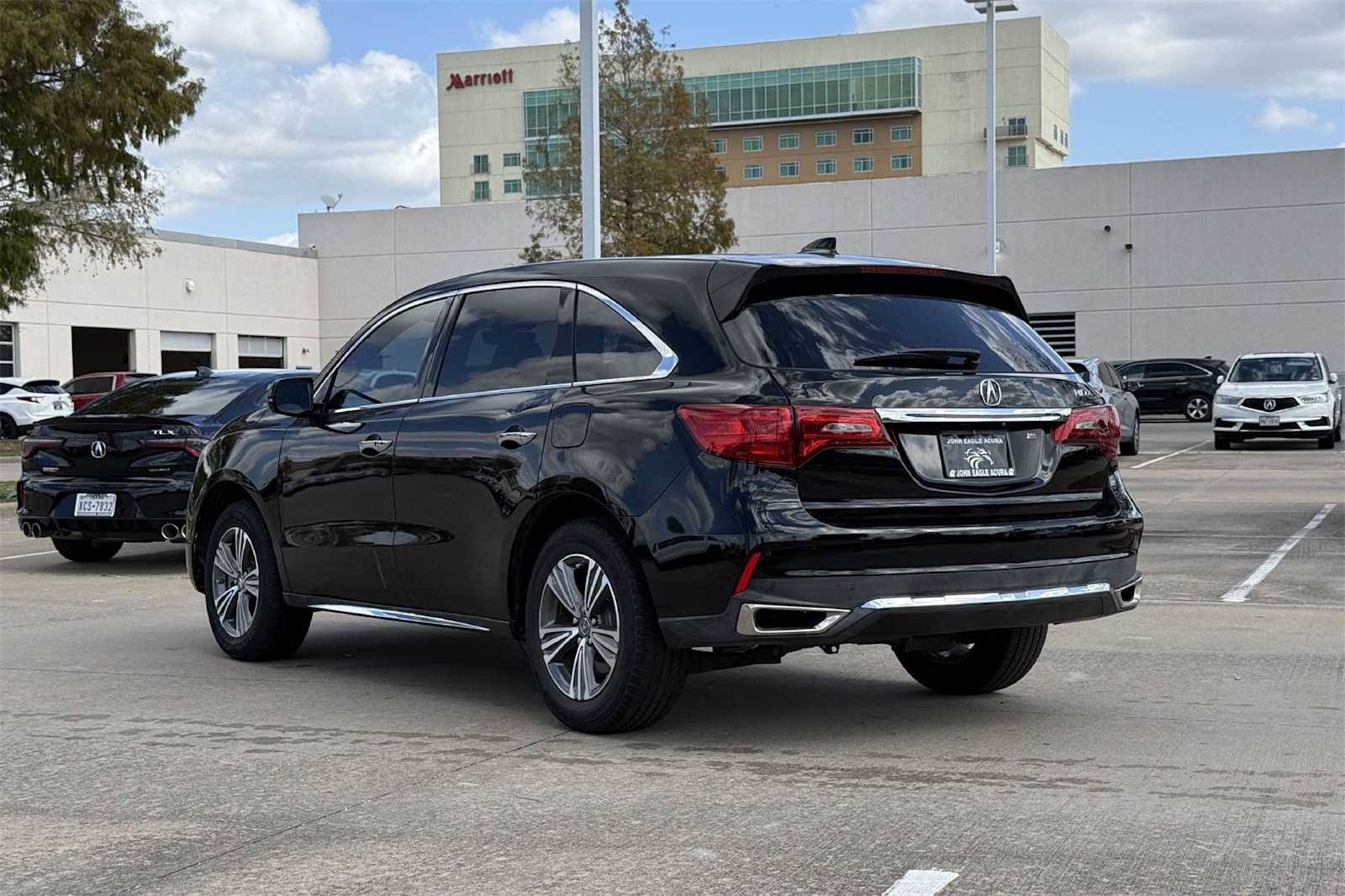 Thumbnail: 2019 Acura MDX - 4