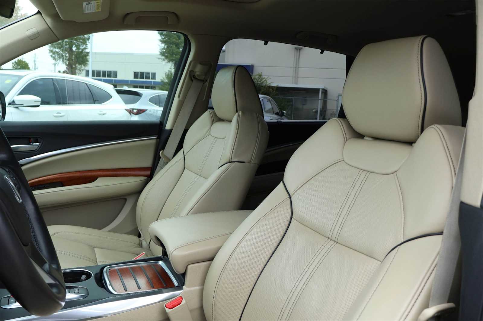 Thumbnail: 2017 Acura MDX - 11