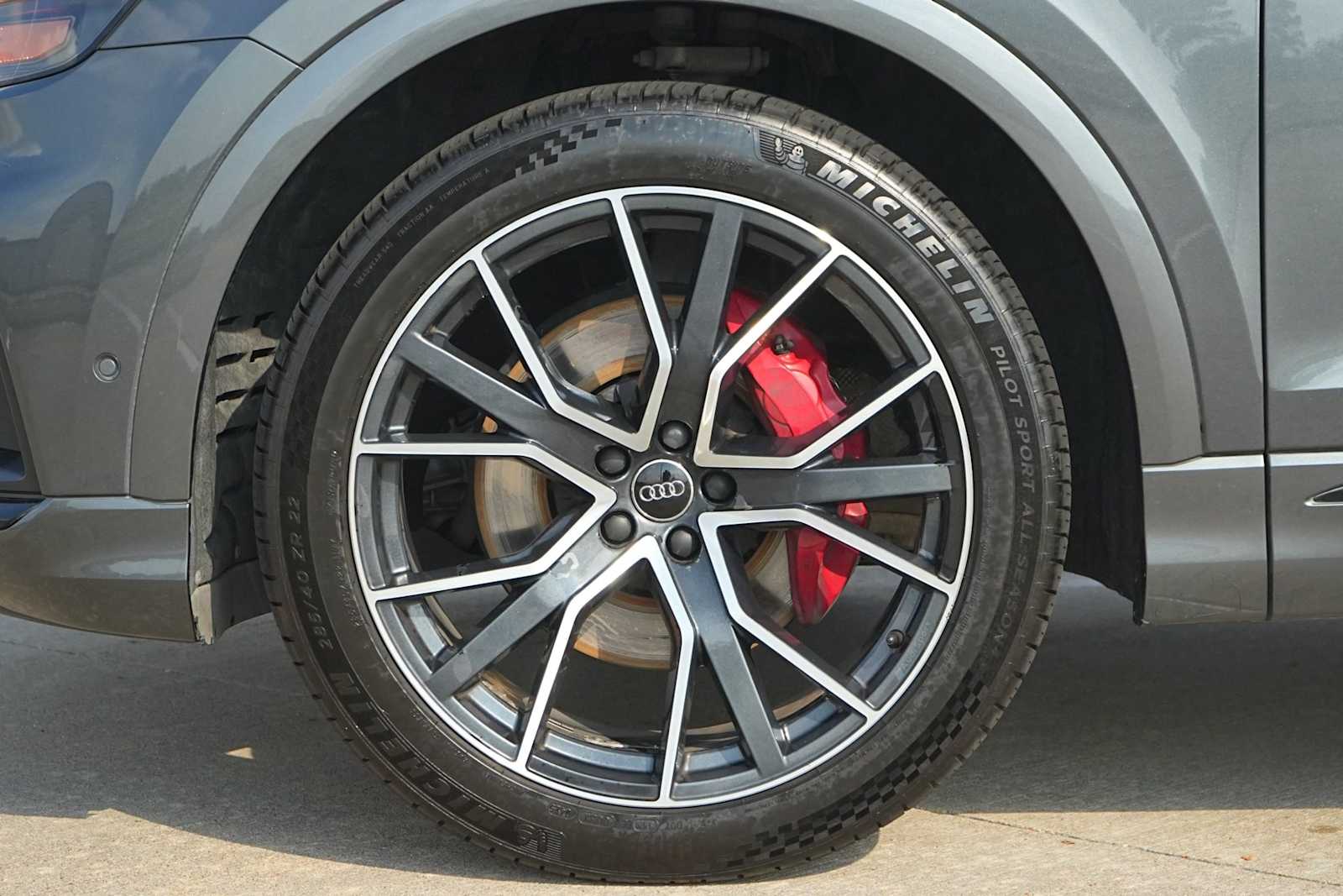 Thumbnail: 2019 Audi Q8 - 7