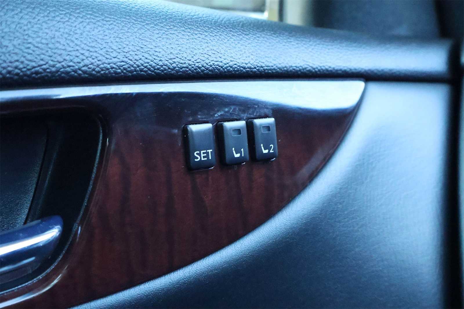 Thumbnail: 2017 INFINITI QX50 - 25