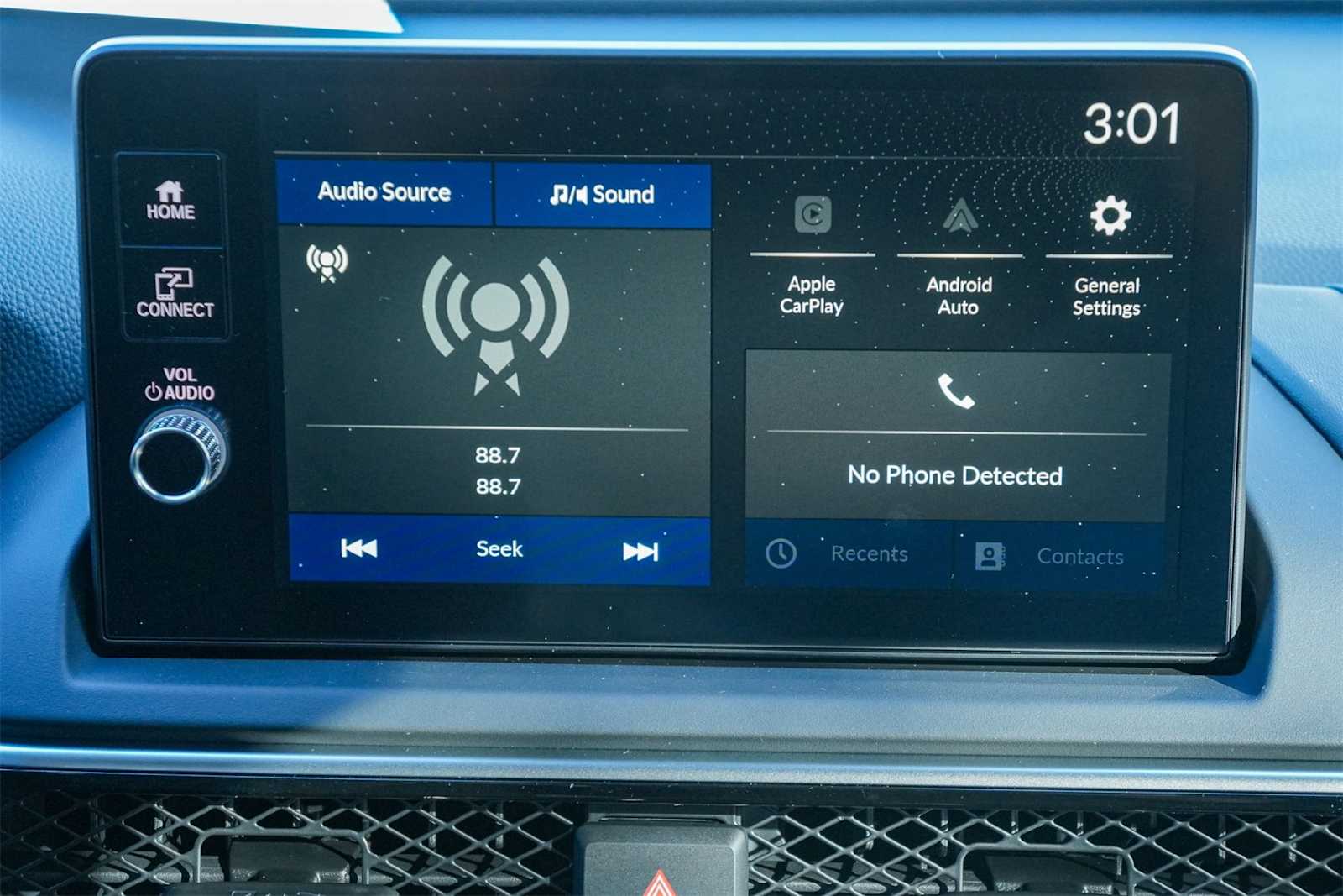 Thumbnail: 2025 Acura ADX - 16