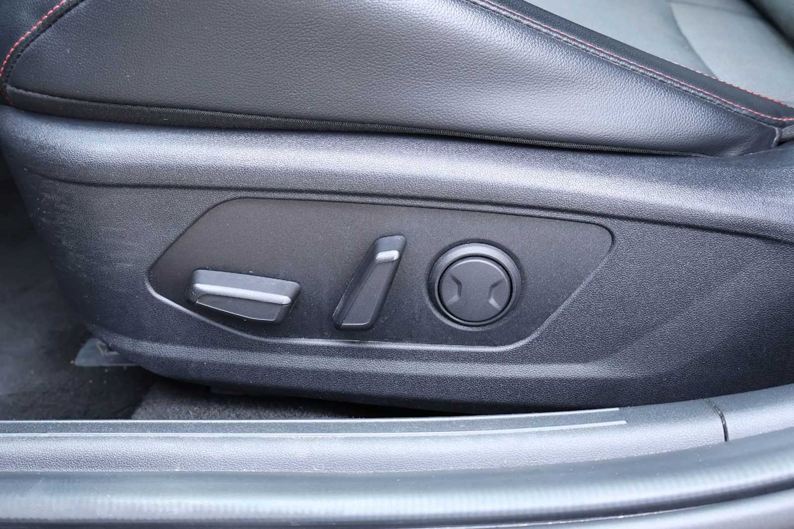 Thumbnail: 2023 Hyundai Elantra - 24