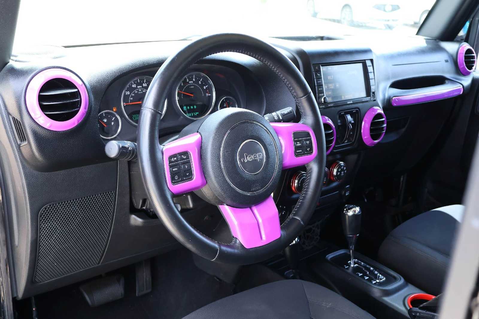 Thumbnail: 2016 Jeep Wrangler - 2