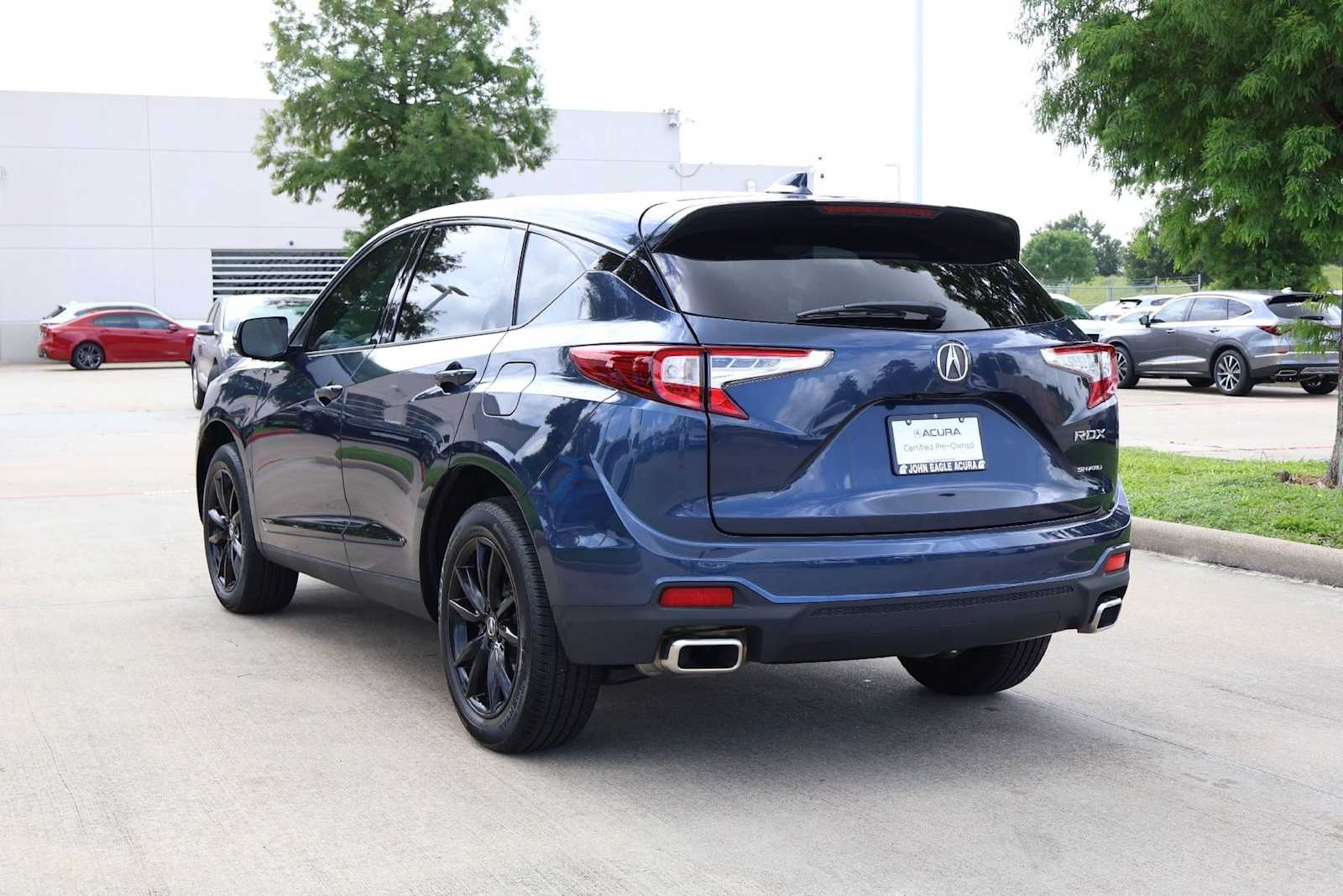 Thumbnail: 2025 Acura RDX - 4
