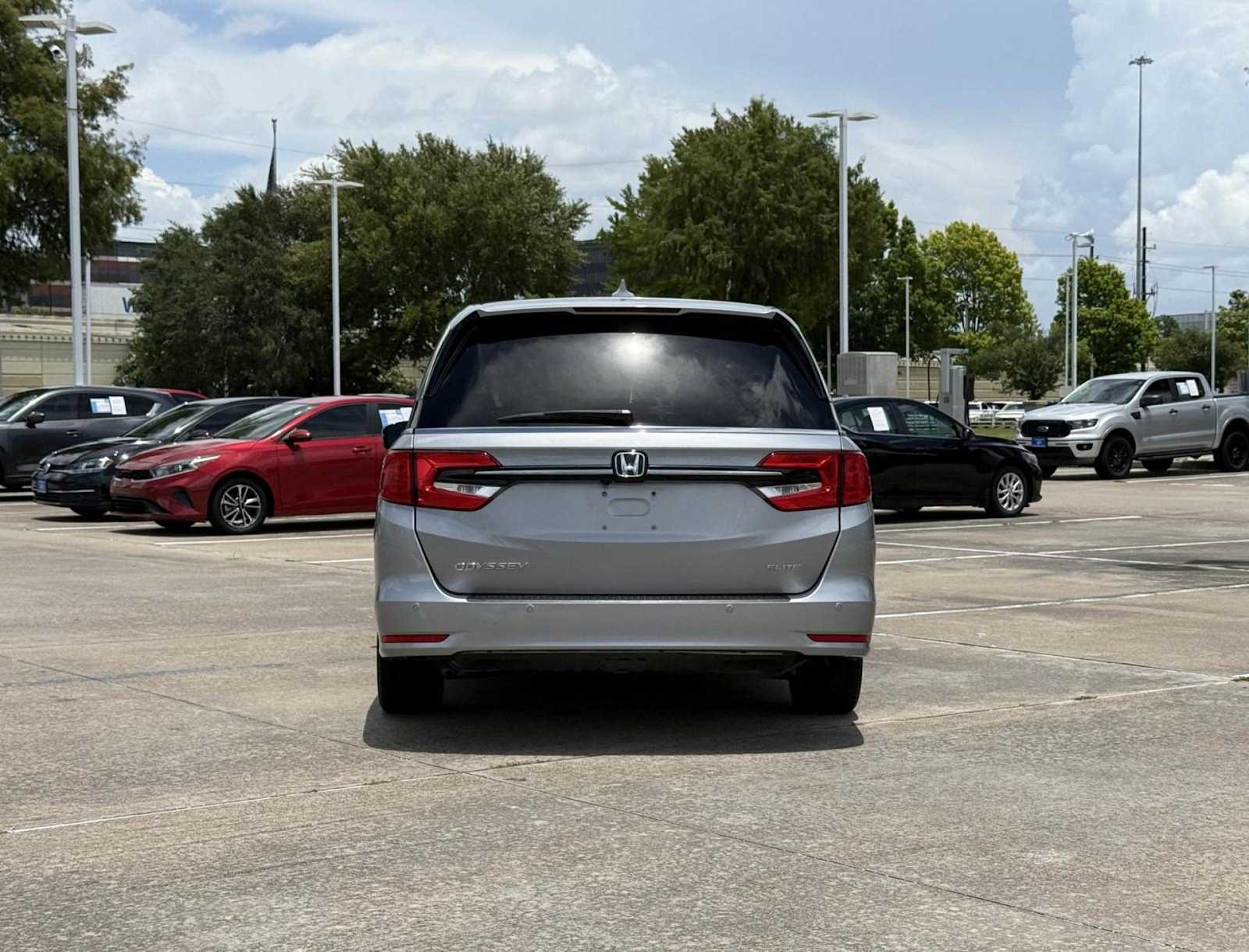 Thumbnail: 2023 Honda Odyssey - 5