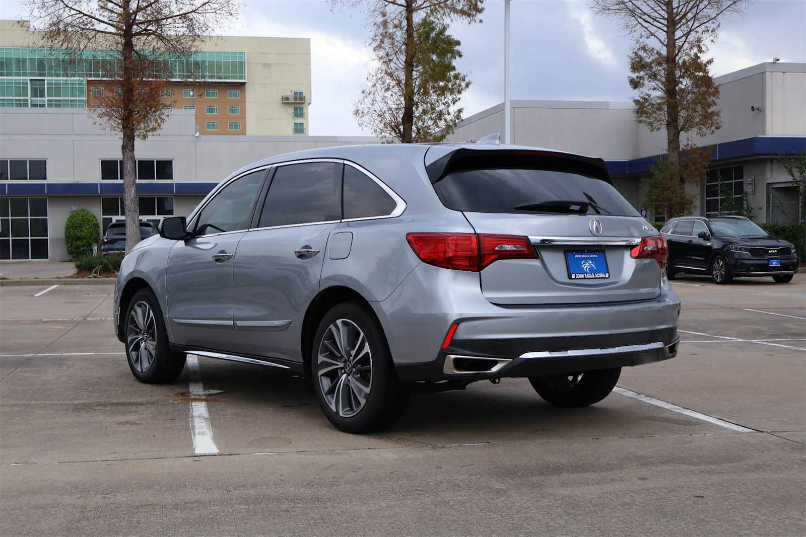 Thumbnail: 2020 Acura MDX - 4