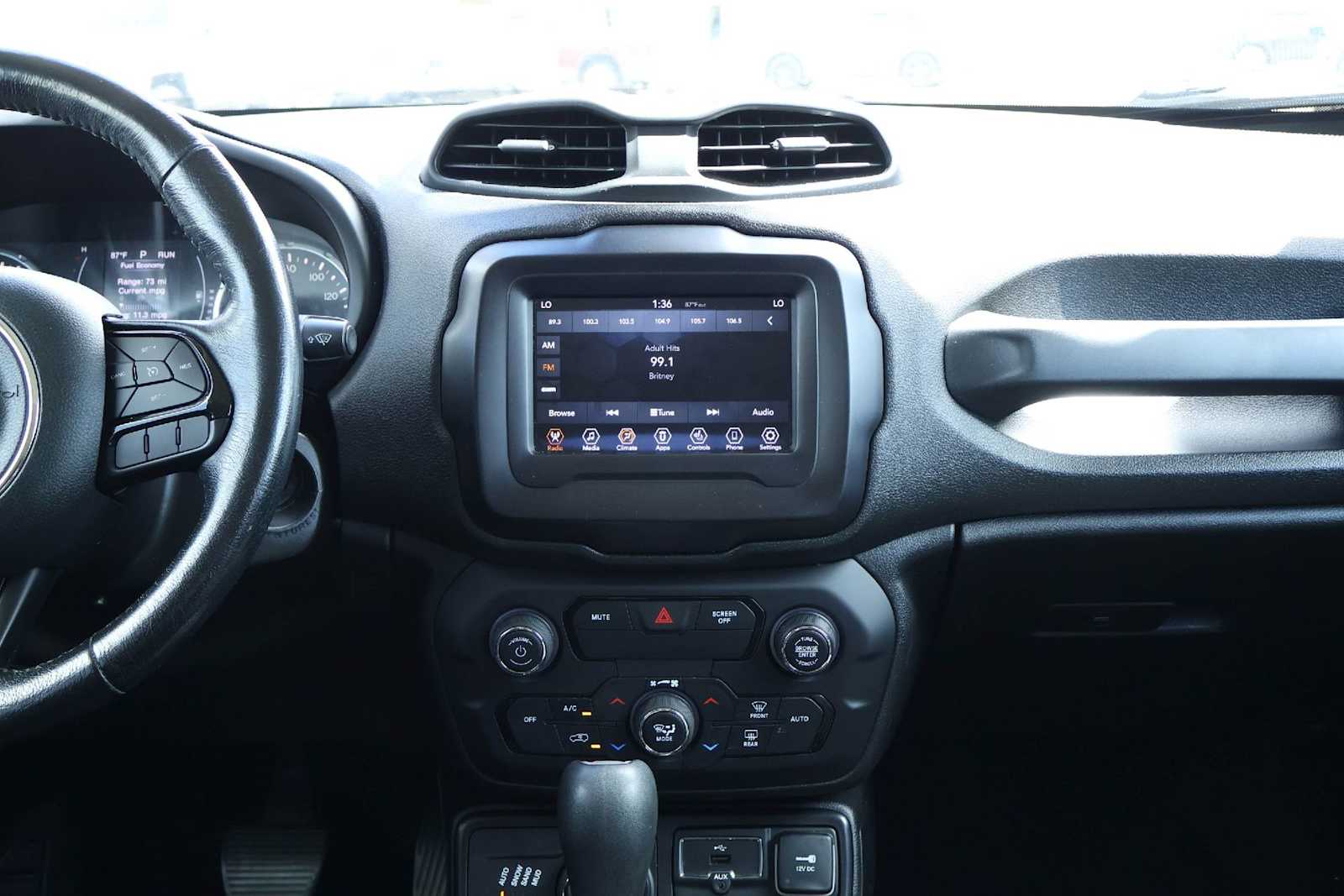 Thumbnail: 2018 Jeep Renegade - 16