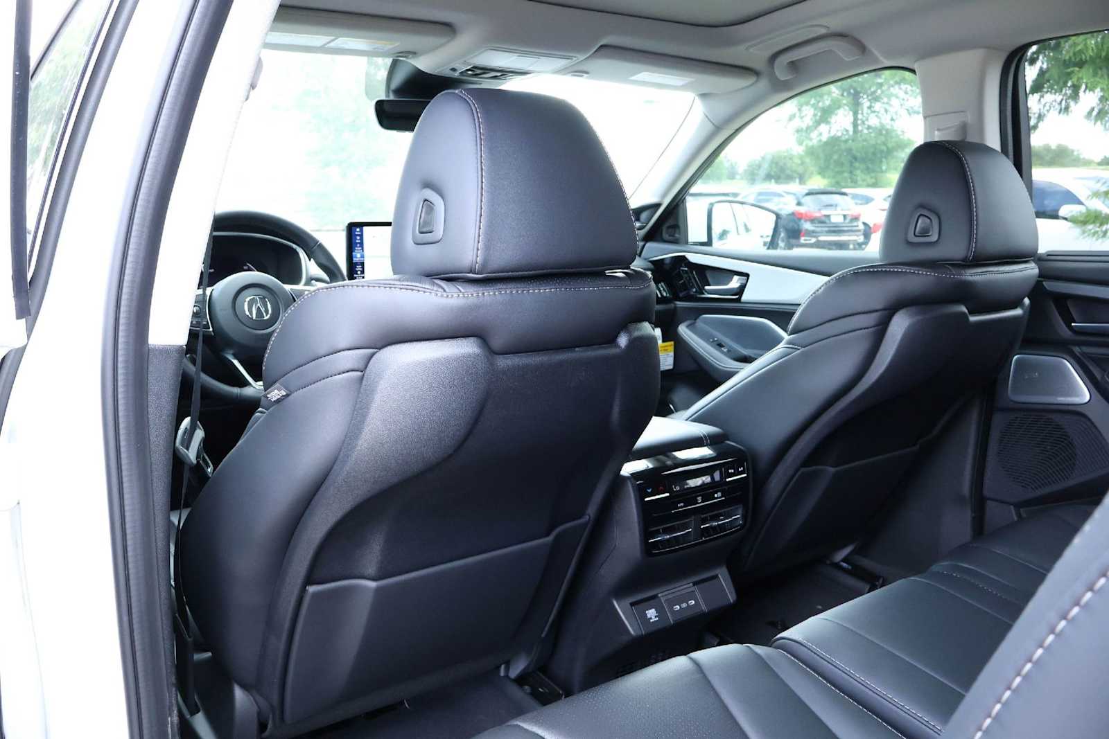 Thumbnail: 2026 Acura MDX - 12