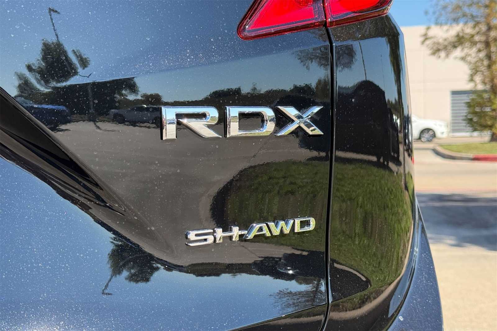 Thumbnail: 2025 Acura RDX - 7